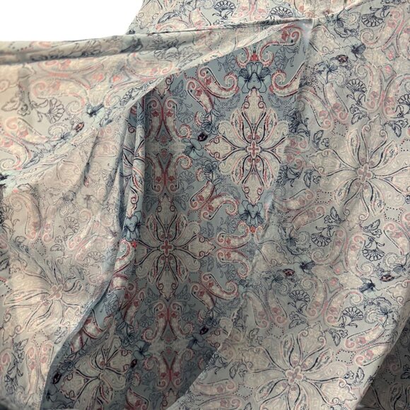 Roz & Ali Womens blouse Sz 1X Sleeveless Top With Tie Hem Blue & Pink Paisley - Picture 8 of 12